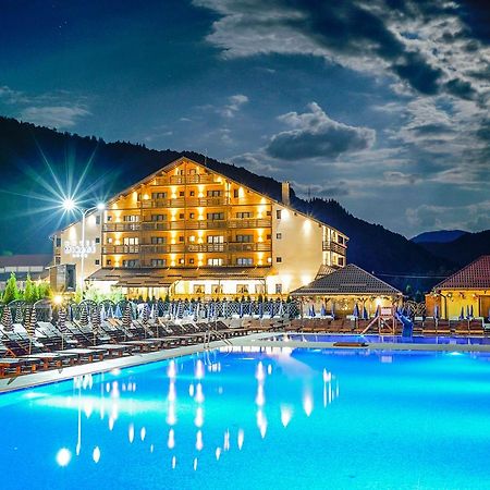 Mirage Resort & Spa Felsővisó Kültér fotó