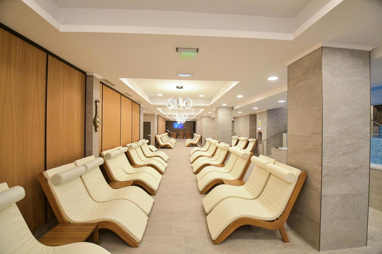 Mirage Resort & Spa Felsővisó Kültér fotó